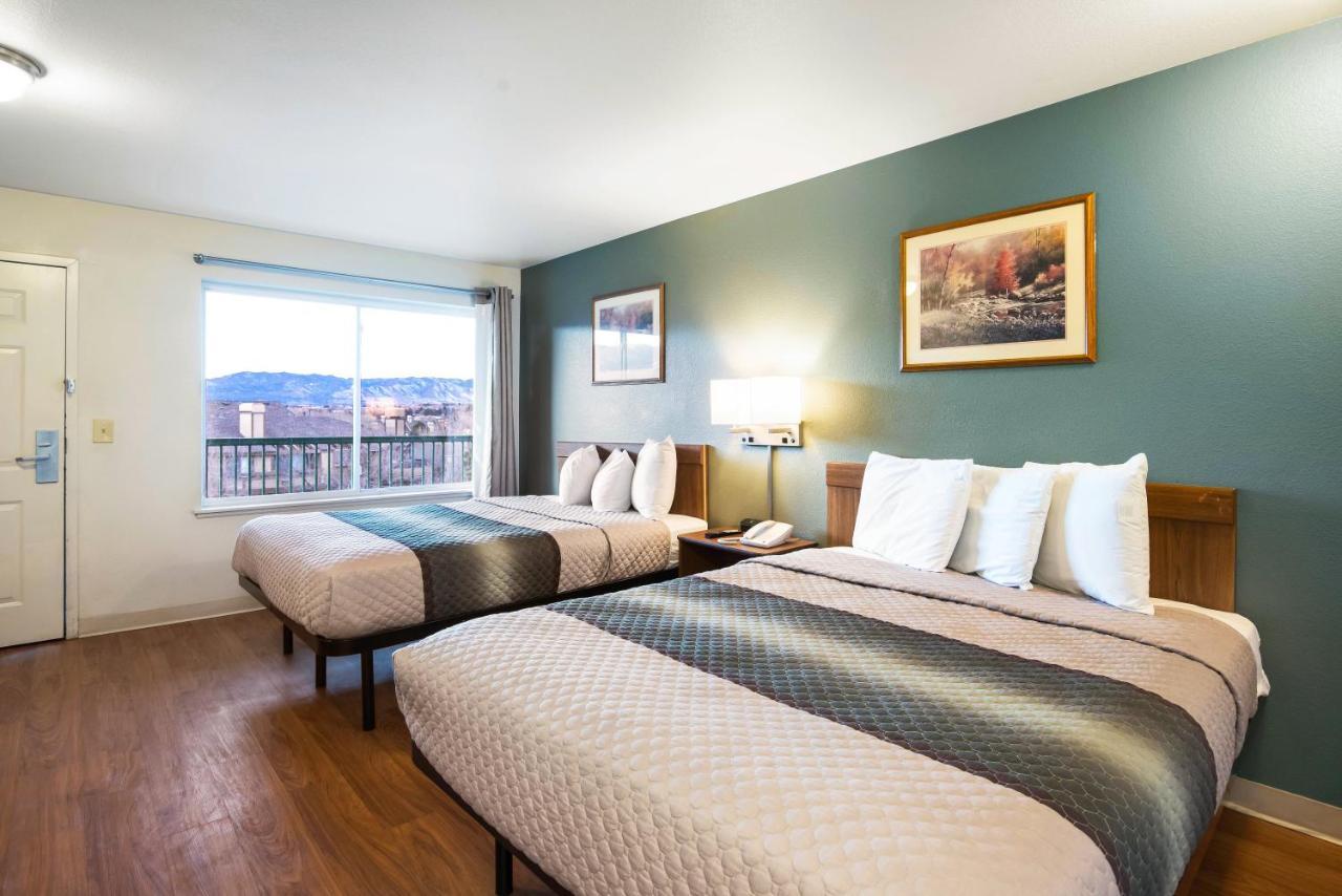 Hometowne Studios By Red Roof Colorado Springs - Airport Buitenkant foto