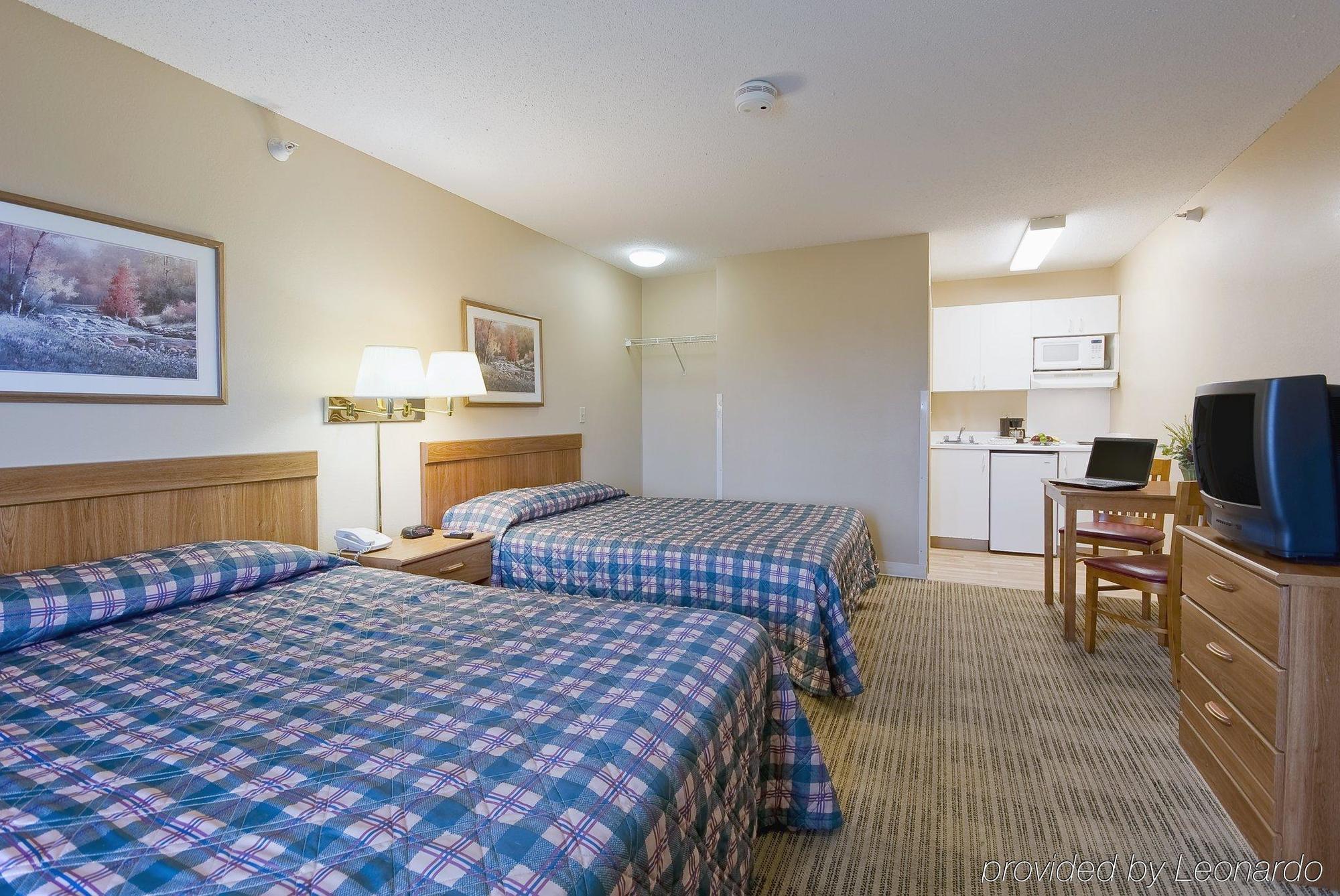 Hometowne Studios By Red Roof Colorado Springs - Airport Buitenkant foto